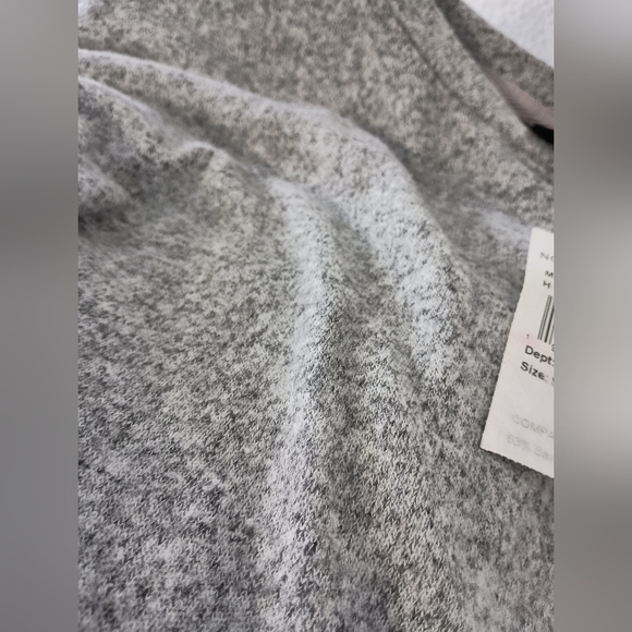 Bobeau Grey/Ivory Short Sleeve Blouse from Nordstrom rack - Picture 5 of 6